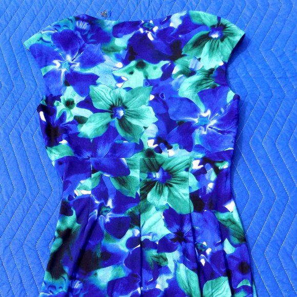 Lauren by Ralph Lauren Floral Dress - Size 8 - Picture 4 of 6